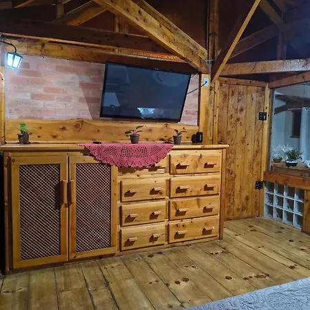 Suite Rustica Aconchego - Com Banheira De Hidromassagem Campos do Jordao Exterior photo